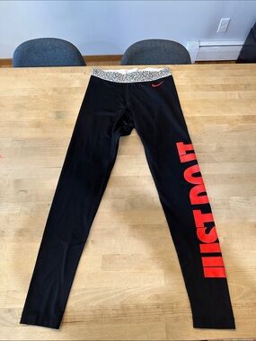 Nike Womens Black Leggings with Red 'JUST DO IT' Side Print